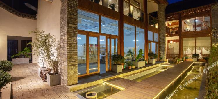 礼泉关中庭院天水围民宿图片