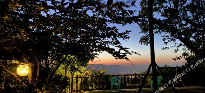 重庆谷里客栈(黑山谷南门店)图片