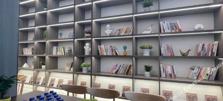 汉庭酒店(武汉万松园王家墩东地铁站店)图片