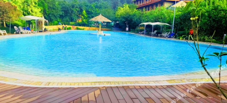 上思十万大山温泉度假山庄图片