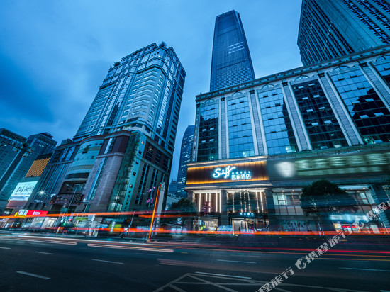 Sniff·思耐酒店(重庆观音桥步行街观音桥地铁站店)