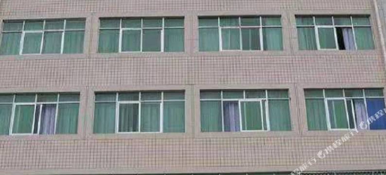 巴彦淖尔天外天电竞公寓图片