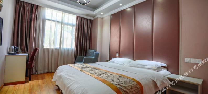 南江大唐红叶酒店图片