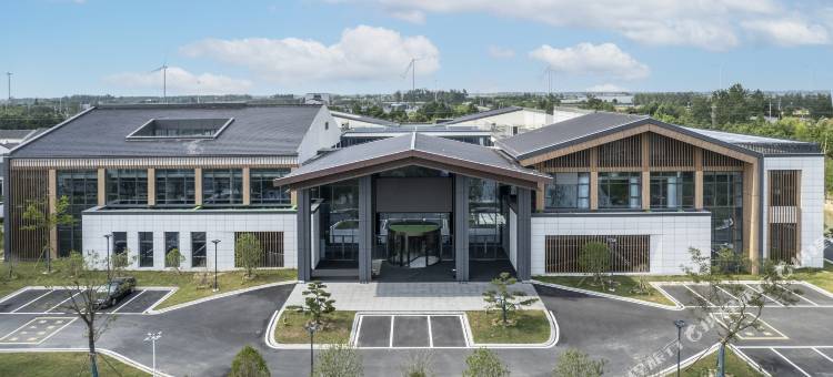 盐城丹顶鹤芳草地度假酒店图片