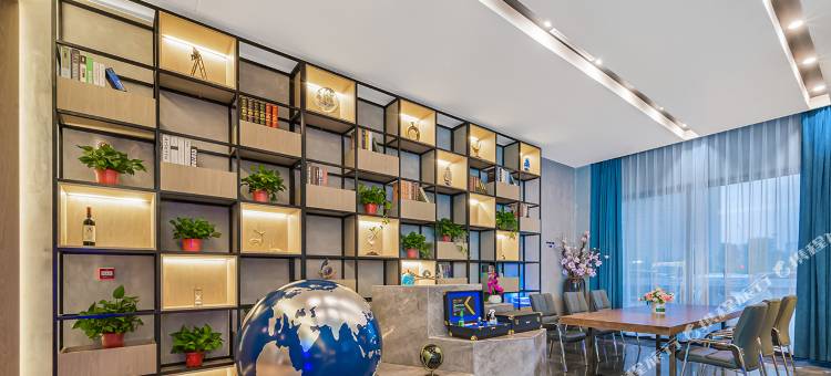 凯里亚德酒店(阜南天筑广场国际汽车城店)图片