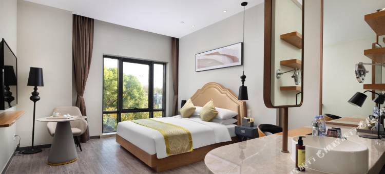 青澄美程酒店(苏州金鸡湖李公堤南地铁站店)图片