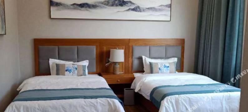 天津山顶的院子民宿图片