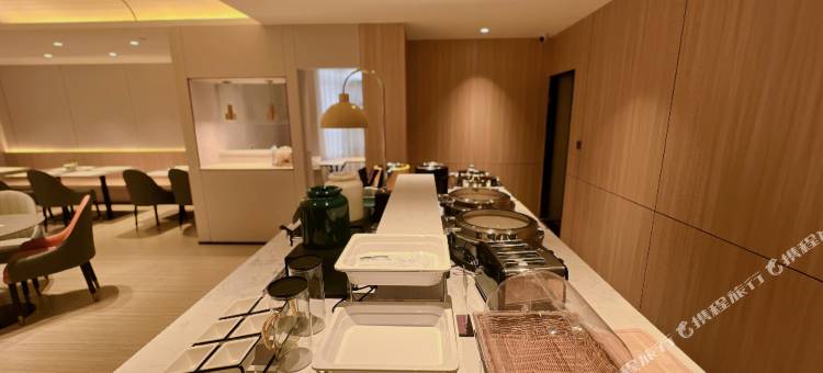 昊丽酒店(贵阳黔灵山延安西路地铁站店)图片