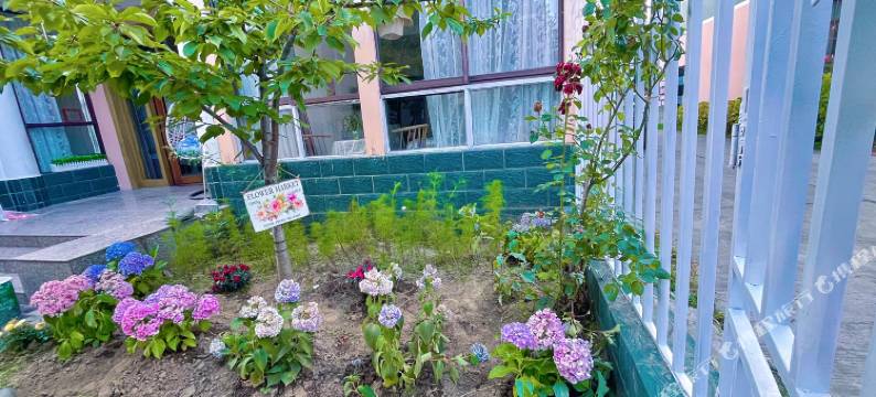 林芝越居凡尘客栈图片