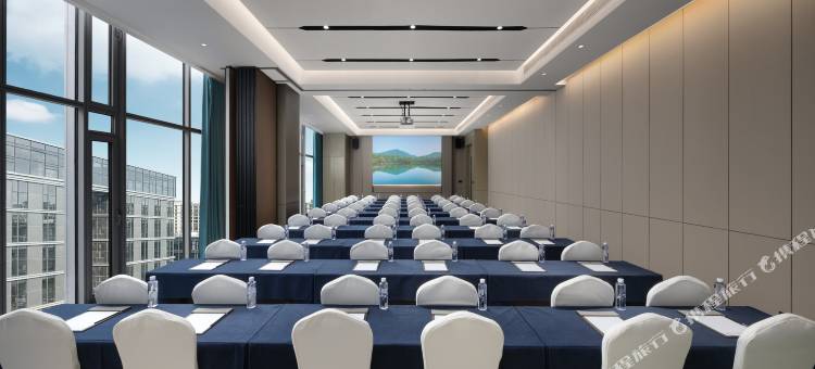 万斯酒店(阿里巴巴西溪园区店)图片