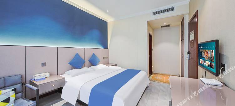 天悦假日酒店(濮阳汽车站店)图片