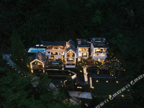 青城山栗下安隐森林温泉度假酒店