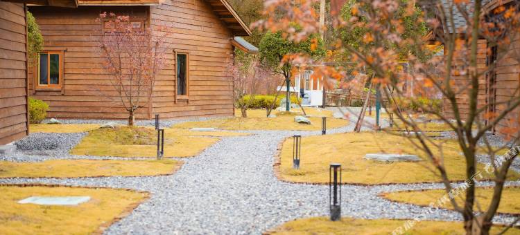 拾光·归宿木屋酒店图片