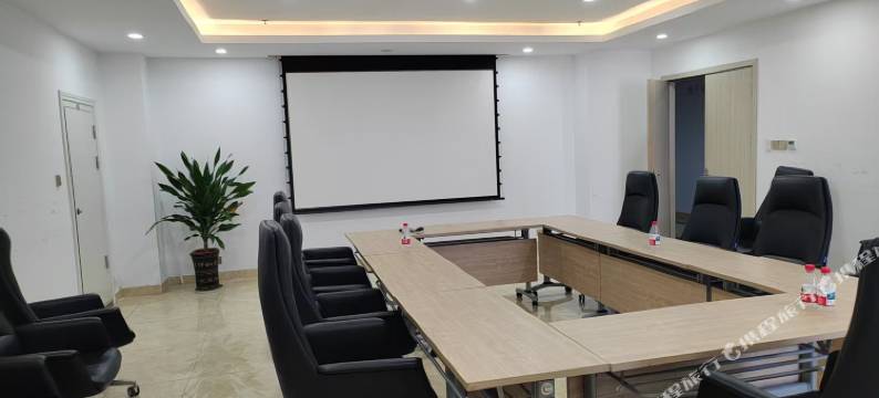 蘭时酒店(海南大学白沙门公园店)图片