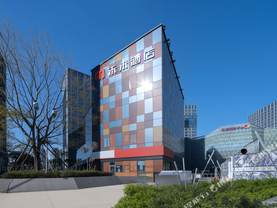 M未来酒店(广州番禺长隆南村万博地铁站店)
