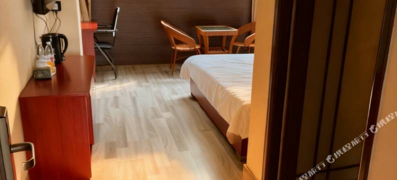 赛特商务宾馆(大观楼合江门码头店)图片