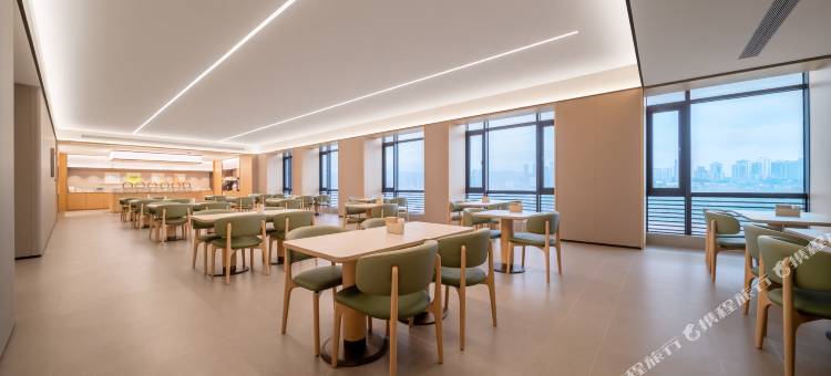 全季酒店(重庆两路口皇冠大扶梯店)图片