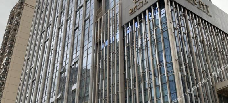 广州如花美宿酒店公寓(广州珠江新城潭村地铁站店)图片