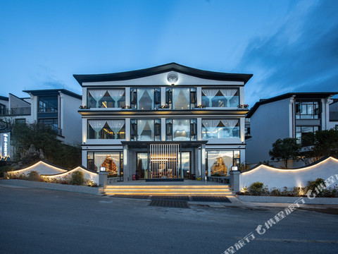 腾冲九栖·温泉庭院酒店