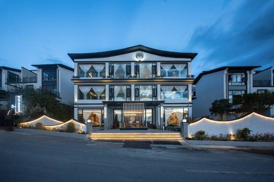 腾冲九栖·温泉庭院民宿