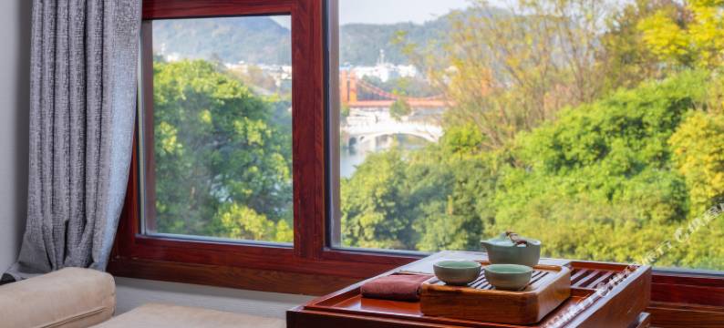 静观茗楼度假酒店(桂林两江四湖象鼻山店)图片