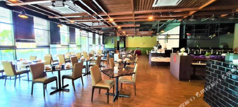 梳邦加亚奈克萨斯摄政套房酒店(Nexus Regency Suites & Hotel)图片