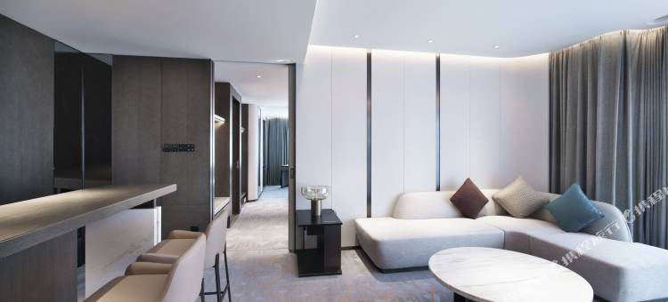 武汉光谷皇冠假日酒店图片