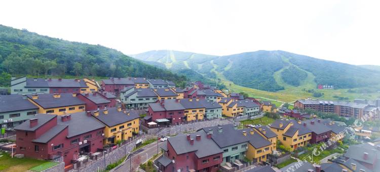 万科松花湖青山宿集图片