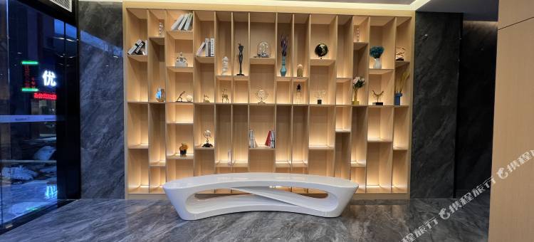 中山枫度精品公寓(明珠站店)图片