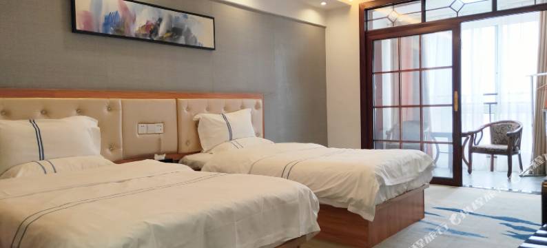 遵义黔屿酒店(林达美食街店)图片