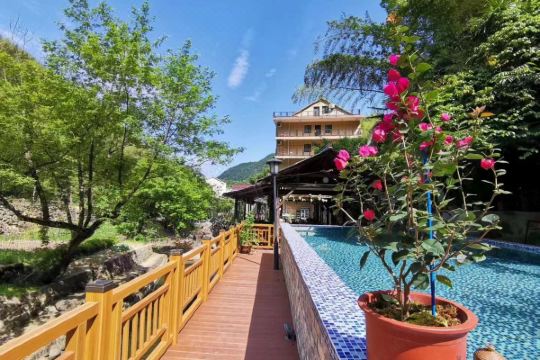 桐庐白云源梅景园民宿