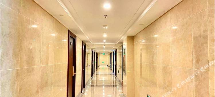 金伯爵影院酒店(钟家村地铁站归元寺店)图片