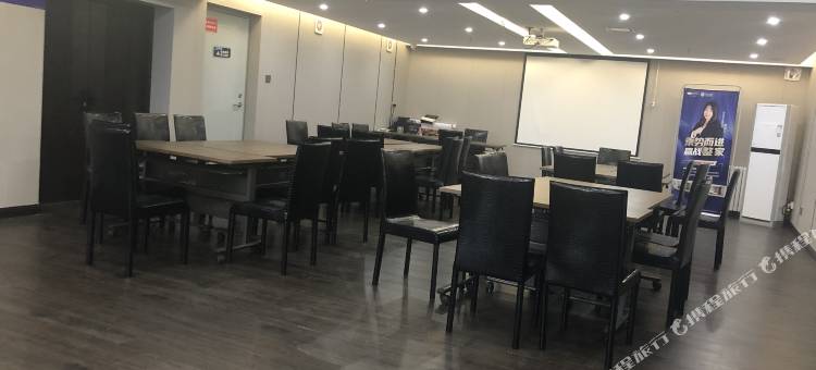 你好酒店(邢台钢铁北路中心医院店)图片