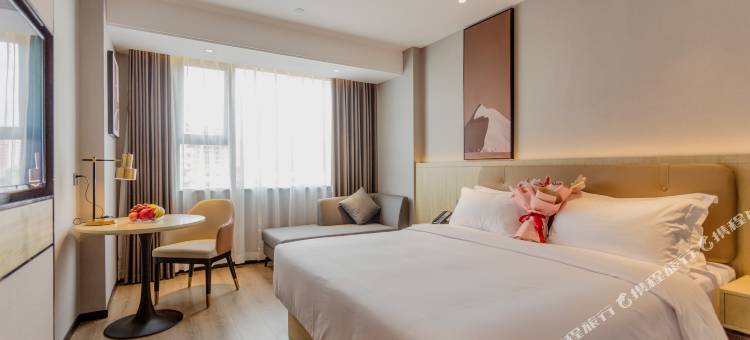 格菲南宁朝阳广场南湖公园酒店图片