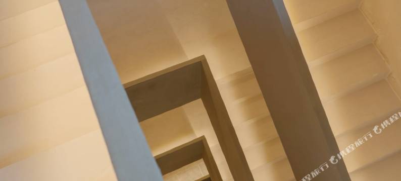 长沙喜堡·xiboo酒店(恰同学少年广场碧沙湖地铁站店)图片