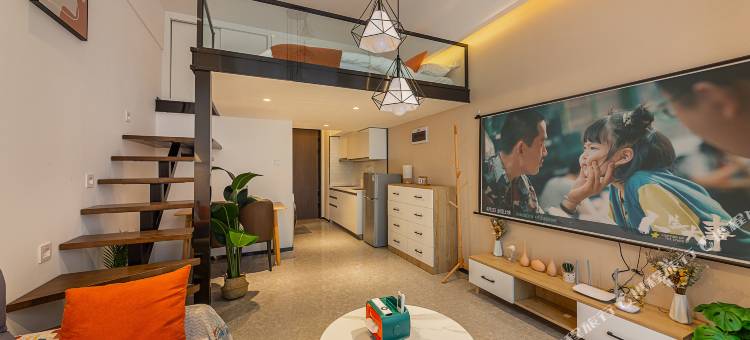 栖牛XN巨幕影院自助民宿(建设路店)图片