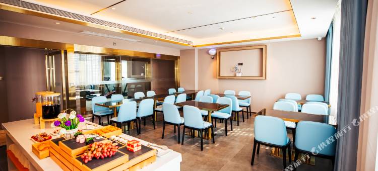 雅斯特美途酒店(贵港客世界商业文化广场高铁站店)图片