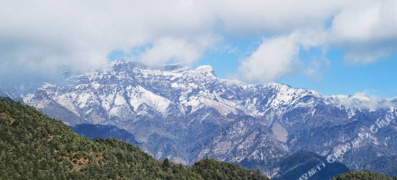 住一往酒店(禄劝转龙镇店)图片