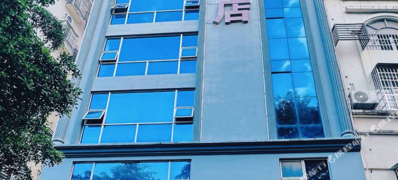 三联商务酒店(贺州学院店)图片