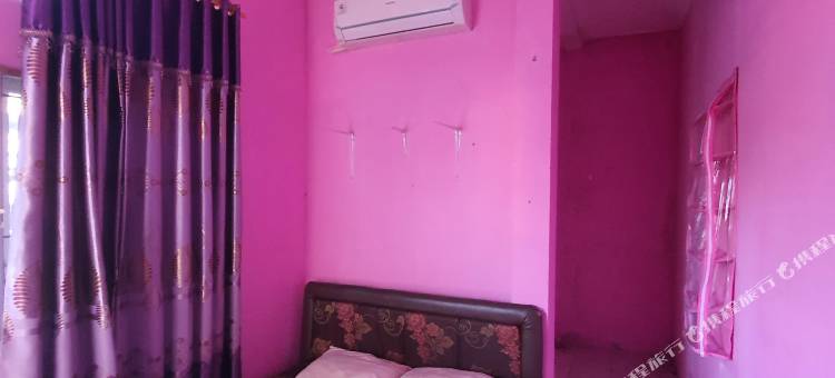 OYO 93114萨拉克民宿-清真(OYO 93114 Salak Homestay Syariah)图片