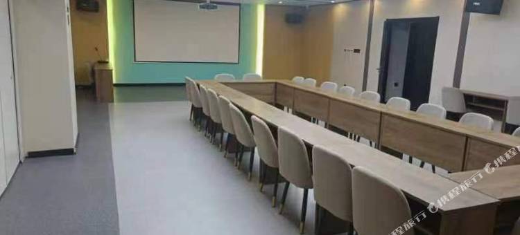 曼兰酒店(涉县蓝堡湾店)图片