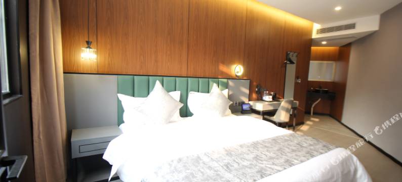 尚运铂金酒店(第九人民医院陆家浜路地铁站店)图片