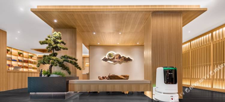 至竞·熙悦酒店(中北世纪城逗号立方店)图片