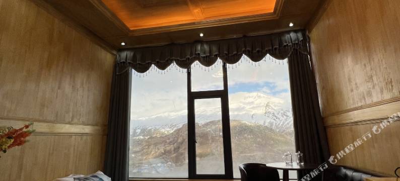 八宿县来古云之端大酒店图片