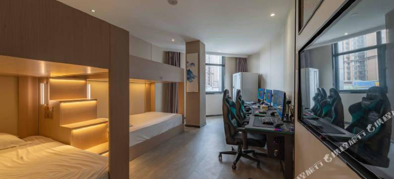 爱电竞酒店(郑州长江路嵩山路店)图片