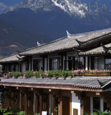 Lijiang Pu Zhi Designer Hotel HOLIDAY VILLA (The Old Town of Lijiang South Gate) over view