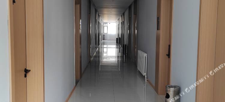 都市118连锁酒店(费县国际商贸城店)图片