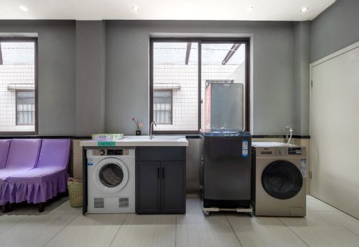 Xishang Hotel (Chengdu Yipin World Yihan Road East Subway Station) Hotel Overview