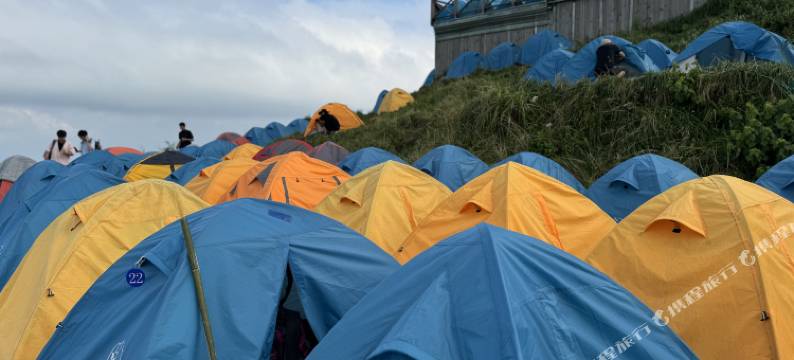 武功山金顶户外帐篷住宿图片