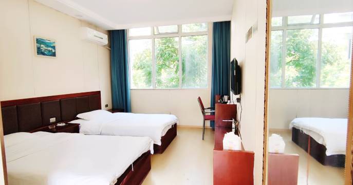 阆中泰怡商务酒店